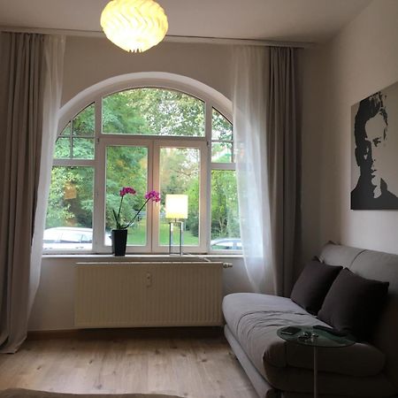 Gemuetliche Ferienwohnung Im Erdgeschoss- Jenaer Strasse Erfurt Ngoại thất bức ảnh