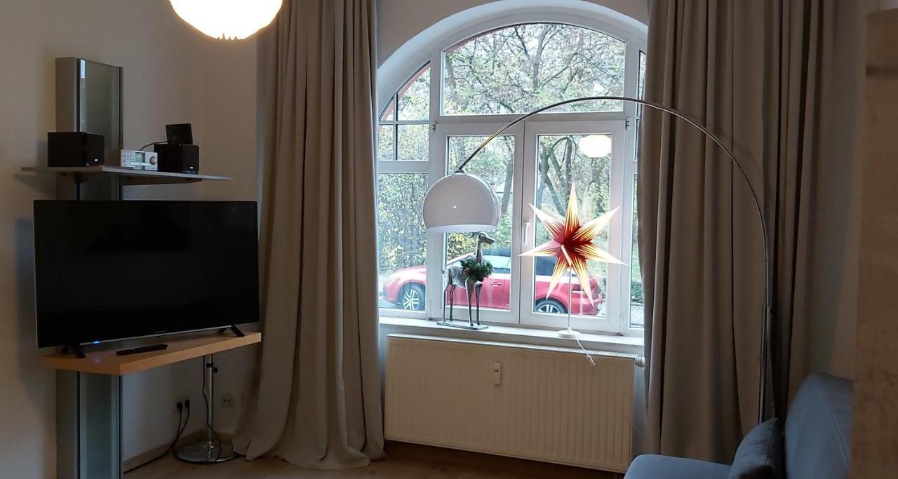 Gemuetliche Ferienwohnung Im Erdgeschoss- Jenaer Strasse Erfurt Ngoại thất bức ảnh